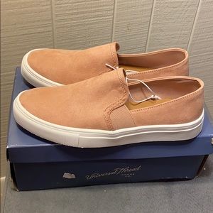 UNIVERSAL THREAD blush pink sneakers!